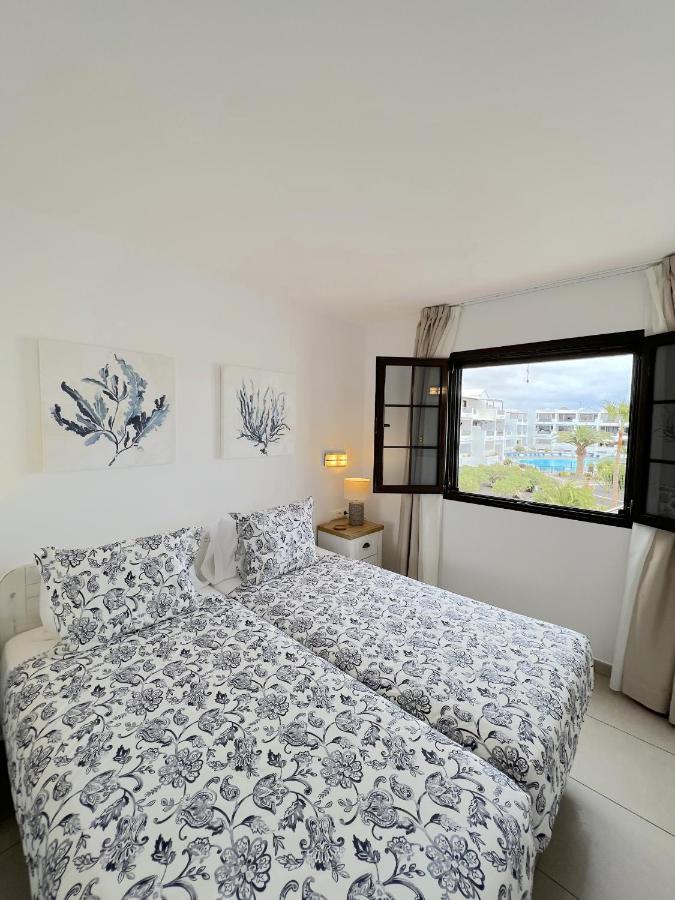 Casahost Bastian Boutique II Seaview Apartment Costa Teguise Ngoại thất bức ảnh