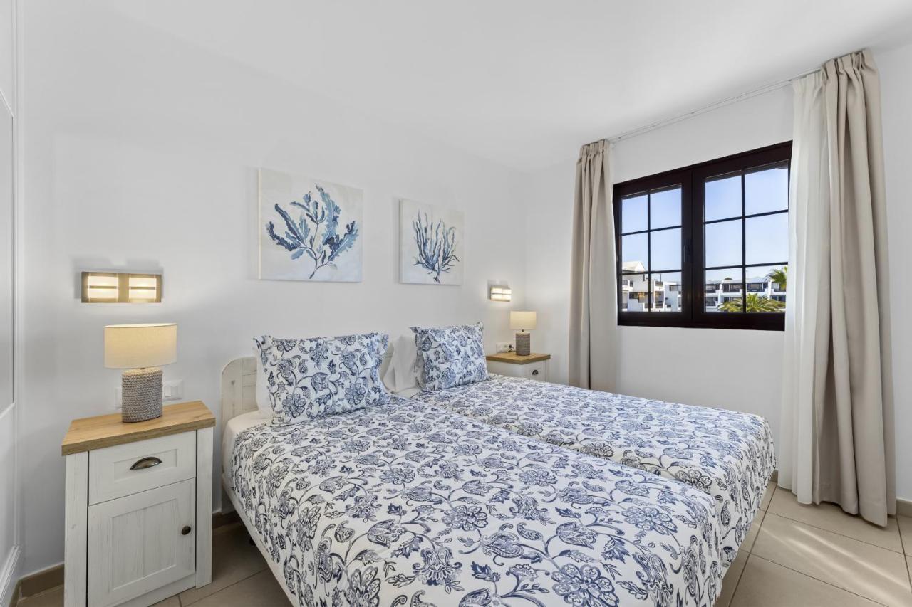 Casahost Bastian Boutique II Seaview Apartment Costa Teguise Ngoại thất bức ảnh
