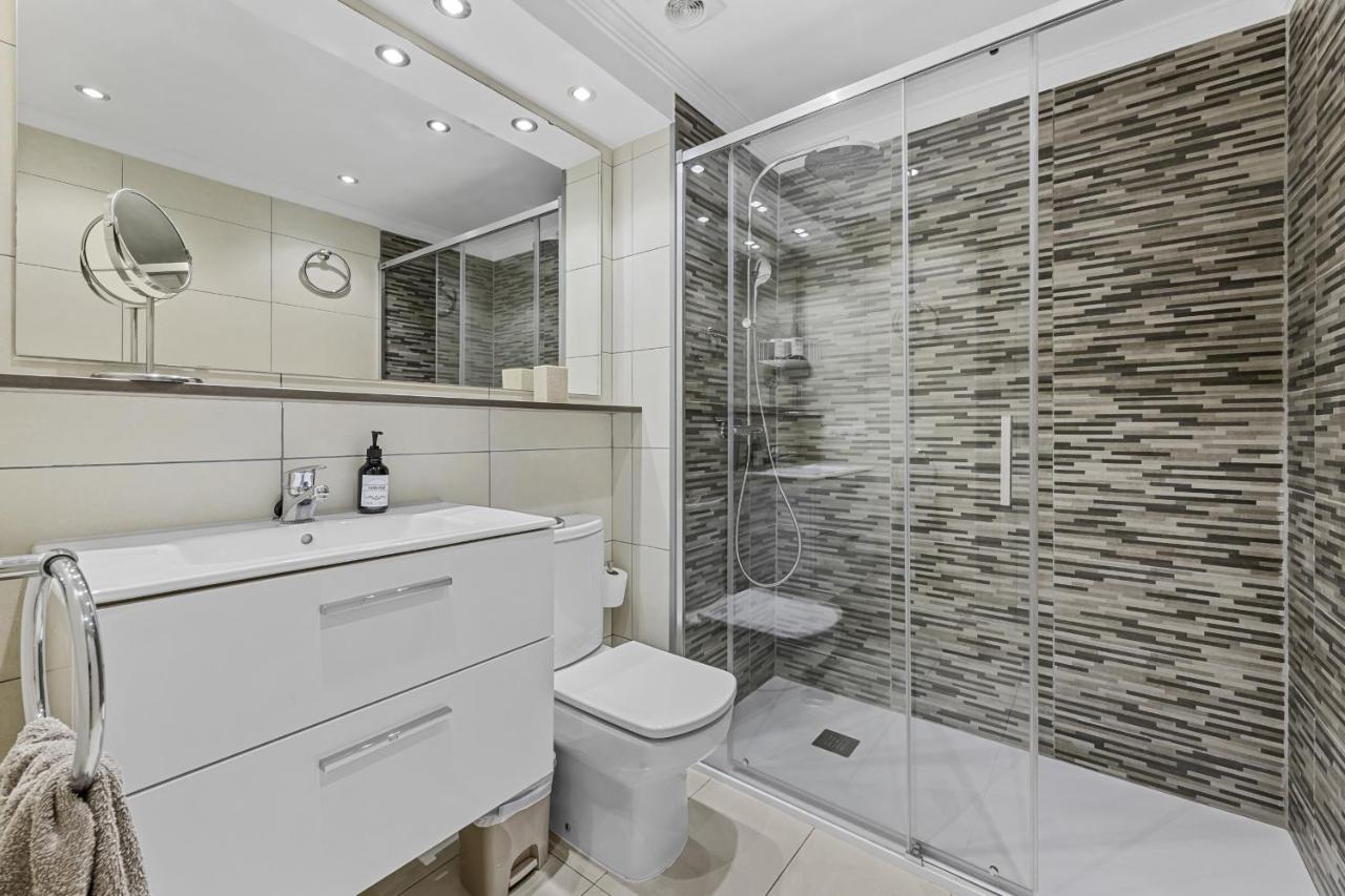 Casahost Bastian Boutique II Seaview Apartment Costa Teguise Ngoại thất bức ảnh